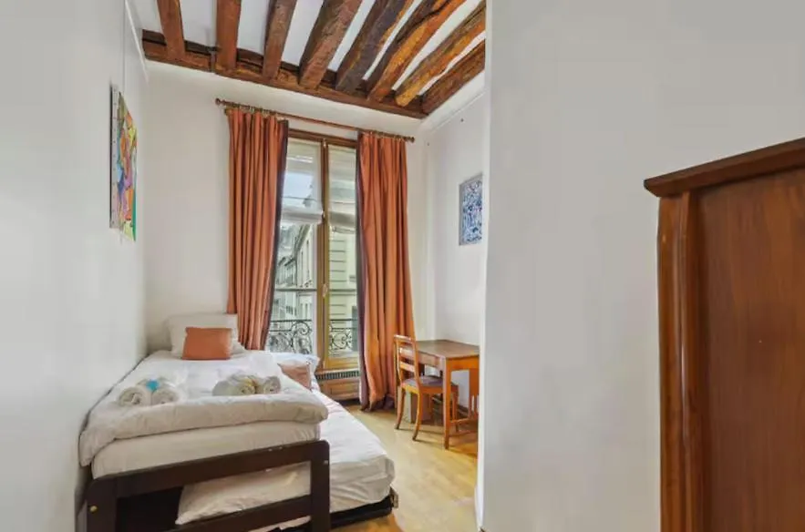 Marais Historical Center Parisian Apartment 3Br Ouvert 0*, Parijs